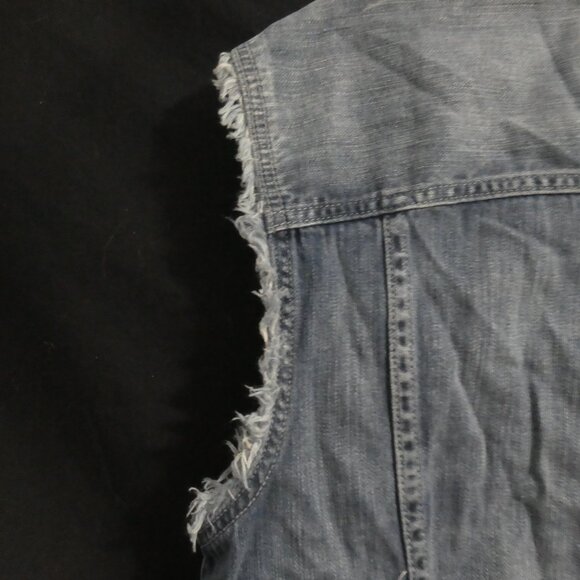 GUESS - Los Angeles | medium | Button-Up Closure | Blue Denim Vest - Picture 10 of 14
